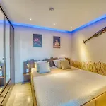 - Haus L, App 0l0408